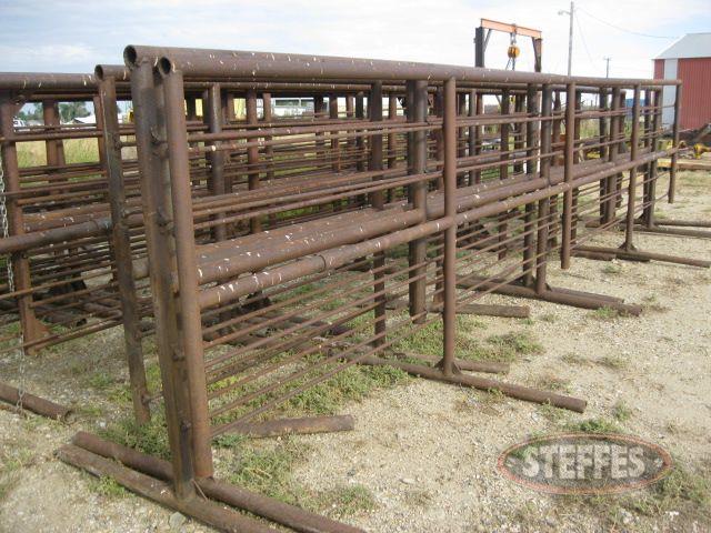 (5) freestanding livestock panels-_1.jpg